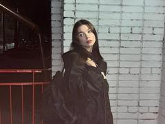 TuneGodness - female with brown hair and  small tits webcam at xLoveCam