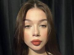 TuneGodness - female with brown hair and  small tits webcam at xLoveCam