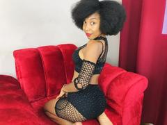 TynnaMagik - female webcam at xLoveCam