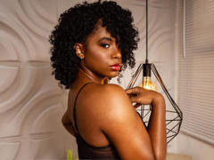 TyraLewis - female with black hair and  big tits webcam at LiveJasmin