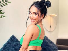 TyraRide-hot from xLoveCam