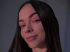 UnderTheSkin from xLoveCam