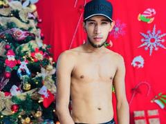 UnitedSou - shemale webcam at xLoveCam