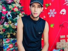 UnitedSou from xLoveCam