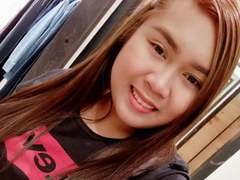 UrLadyXREM-hot - female with black hair webcam at xLoveCam