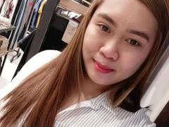 UrLadyXREM-hot - female with black hair webcam at xLoveCam