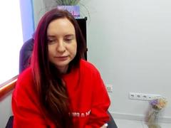 Vaillet from xLoveCam