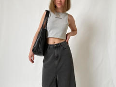 Vainona - female with brown hair and  big tits webcam at xLoveCam