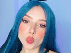 ValTina - female webcam at xLoveCam