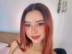 ValTina - female webcam at xLoveCam