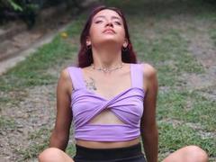 ValentinaBonnet - female with red hair and  small tits webcam at LiveJasmin