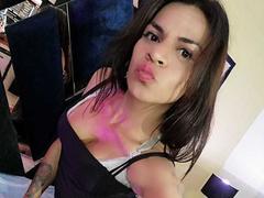 ValentinaLennux - shemale with brown hair webcam at xLoveCam