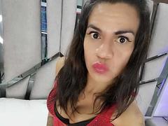 ValentinaLennux - shemale with brown hair webcam at xLoveCam