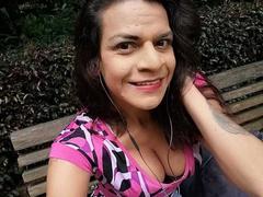 ValentinaLennux - shemale with brown hair webcam at xLoveCam