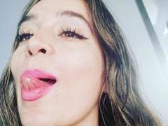 ValentinaAmusant - blond female webcam at xLoveCam