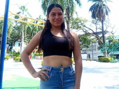 ValentinaMoreau - female webcam at xLoveCam