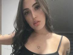 ValeriaRoberts - female with black hair and  big tits webcam at xLoveCam