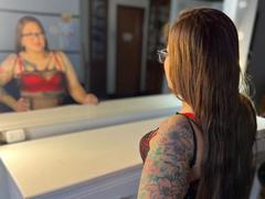 ValeriaCuttest - female with brown hair and  big tits webcam at xLoveCam