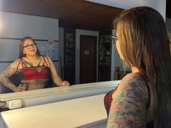 ValeriaCuttest - female with brown hair and  big tits webcam at xLoveCam