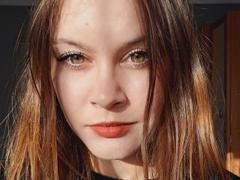 ValeriaDream - blond female webcam at xLoveCam