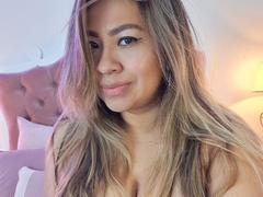 ValeriaFranco - female with brown hair and  small tits webcam at xLoveCam