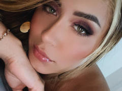 ValeryKlaus - female with brown hair and  big tits webcam at LiveJasmin