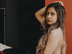 ValeriaLoren - blond female with  big tits webcam at xLoveCam