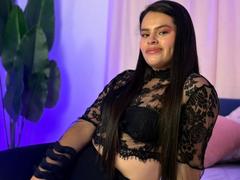 ValeriaNoir - female with brown hair and  big tits webcam at xLoveCam