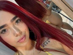 ValeriaRoseT from xLoveCam