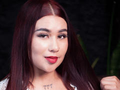 ValeriaTorrez - female with black hair webcam at LiveJasmin