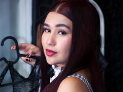 ValeriaTorrez - female with black hair webcam at LiveJasmin