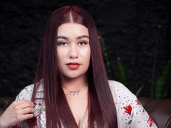 ValeriaTorrez - female with black hair webcam at LiveJasmin