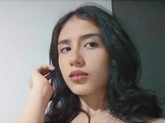 ValerieBanks - female with black hair webcam at xLoveCam