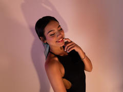 ValerieCasanova - female with black hair and  big tits webcam at xLoveCam