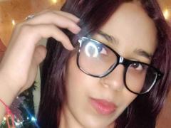 ValerieWoods - female with brown hair webcam at xLoveCam