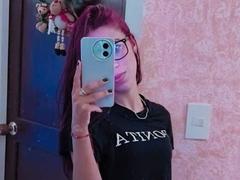 ValerieWoods - female with brown hair webcam at xLoveCam