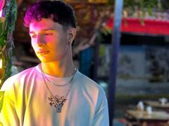 ValeriusAngel - male webcam at xLoveCam