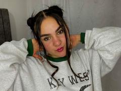 ValeryDuran - female webcam at xLoveCam