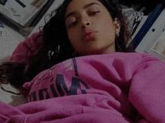 ValeryMonroe - female webcam at xLoveCam