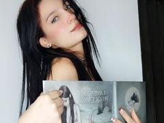 ValeryeCook - female with black hair webcam at xLoveCam