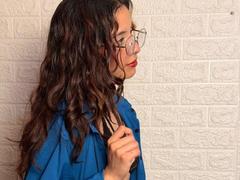 Vallerry69 - female with black hair webcam at xLoveCam