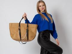 VandaManges - blond female webcam at xLoveCam