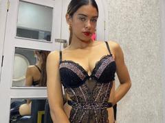 VanelopeRusso - blond female webcam at LiveJasmin