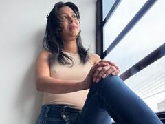 VanessaHayle - female with black hair webcam at xLoveCam