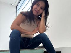 VanessaHayle - female with black hair webcam at xLoveCam