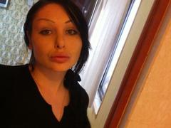 VanessaInteresting - female with black hair and  big tits webcam at xLoveCam