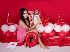 VanessaMonroe - female with brown hair webcam at xLoveCam