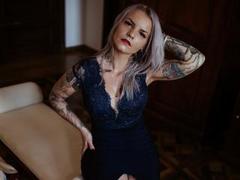 VanessaOdette - female with black hair and  big tits webcam at LiveJasmin