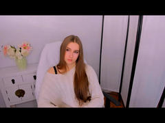 VanessaTrue - female webcam at xLoveCam