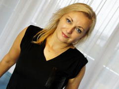 VanessaHOTX - blond female webcam at ImLive